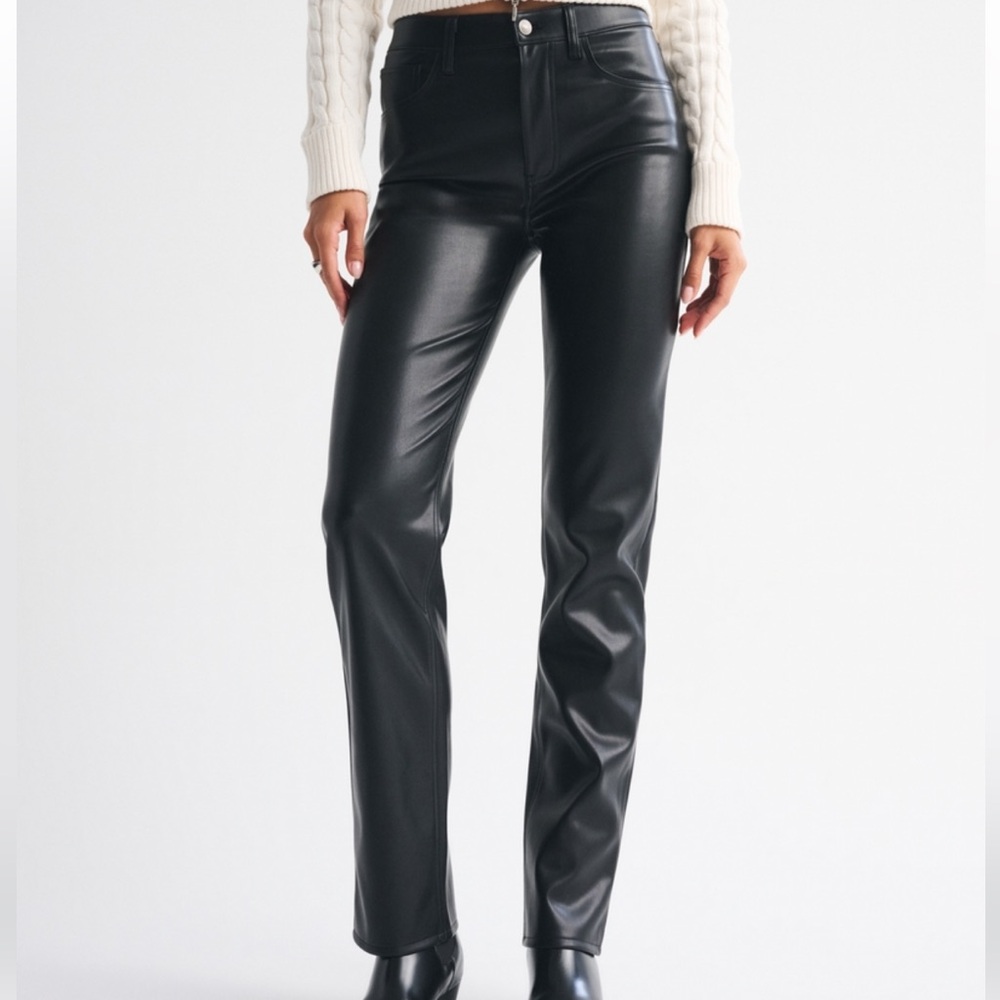 Abercrombie 90’s high rise leather pants
